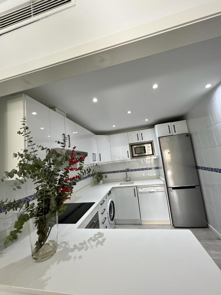 Апартаменты Fuengirola, Dona Sofia Amazing Sea View Экстерьер фото